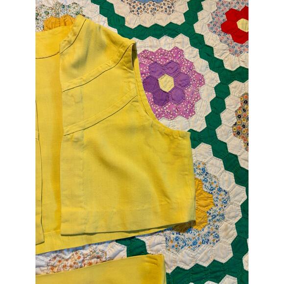 Vintage 1940s Vest & Skirt Set Butter Yellow Cotton Wounded Bird AS IS - Picture 12 of 16